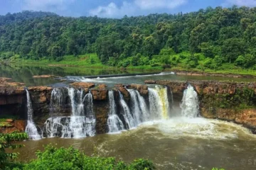Gira-Waterfall